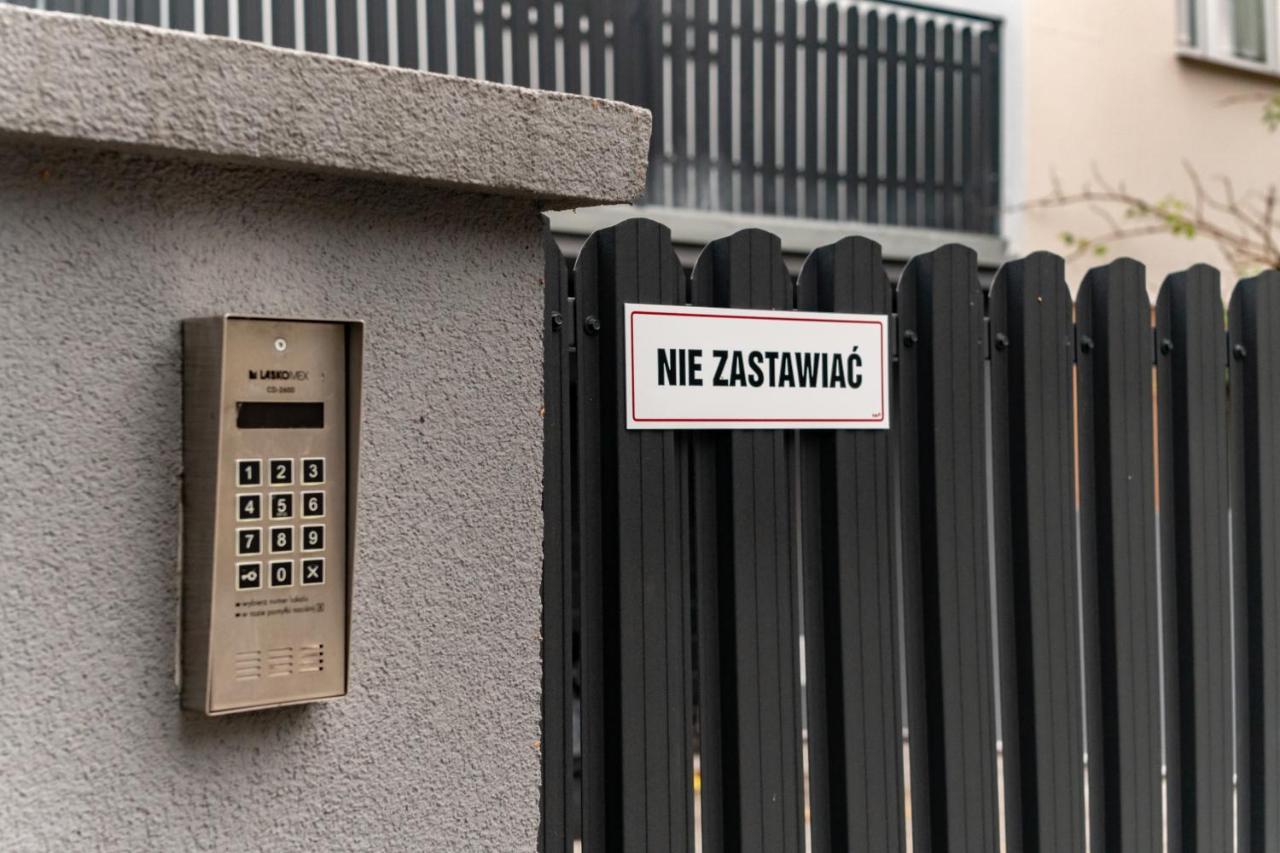 Uroczy, Przytulny Apartament Poddasze 拉多姆 外观 照片